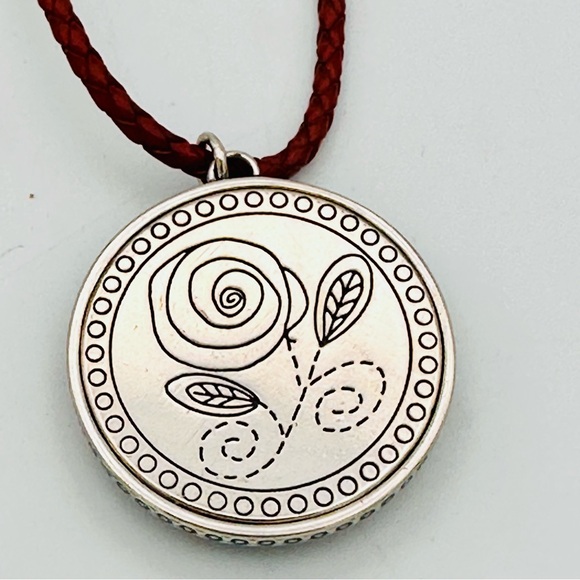 Brighton Opening Night At The Opera Red Leather Cord Red Flower Necklace - Picture 7 of 12